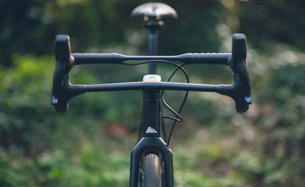 Buyer’s guide to gravel bike handlebars: funky flares, wacky shapes and going wide explained